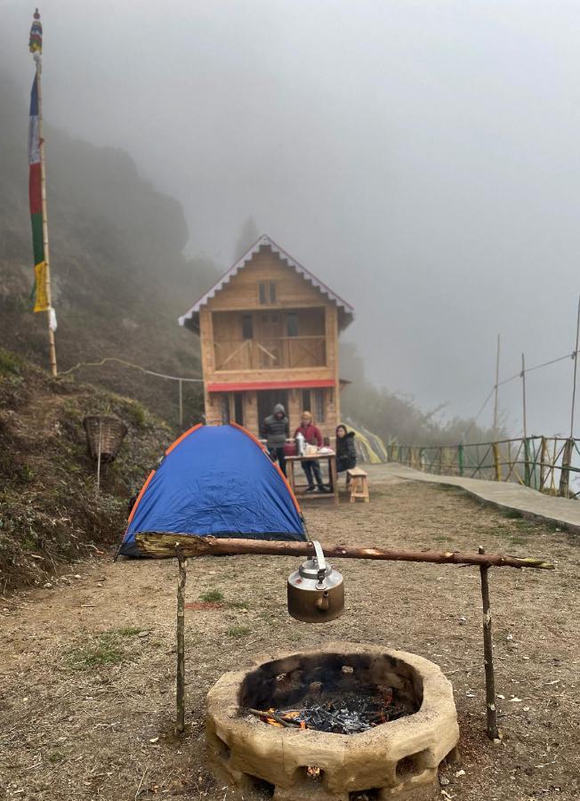 Chimney Farmstay Kurseong Exteriör bild