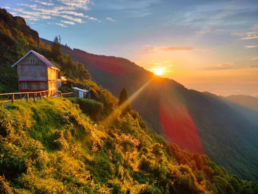 Chimney Farmstay Kurseong Exteriör bild